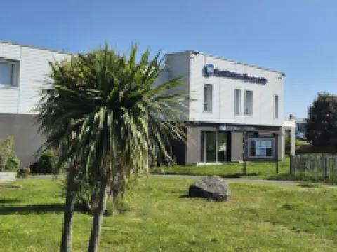 貝斯特韋斯特海岸酒店 普盧埃斯卡酒店