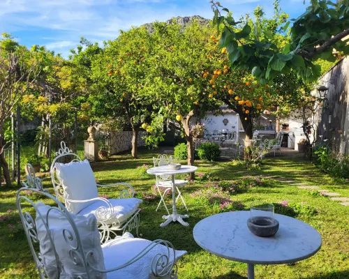 Relais Palazzo Cacace Hotels in Meta