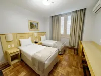Hotel Monte Alegre Hotels near Praça da Bandeira