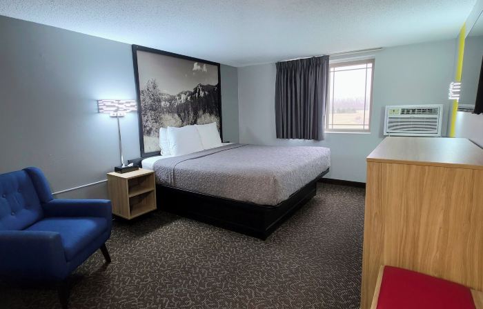 Super 8 by Wyndham Yankton