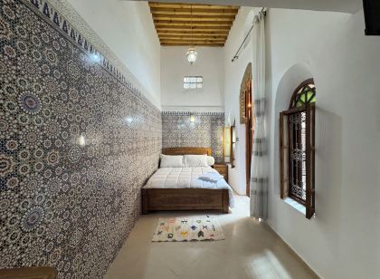 Riad AYA