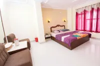 Hotel The Harbansh Near Mall Road