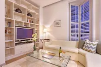 Apartment Louis in the historic Mutual Heights building - ลอดจ์