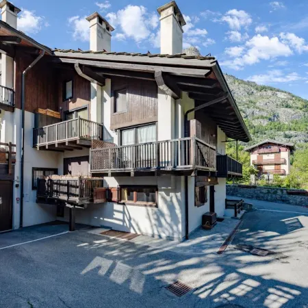 Lovely Flat in Courmayeur - Happy Rentals
