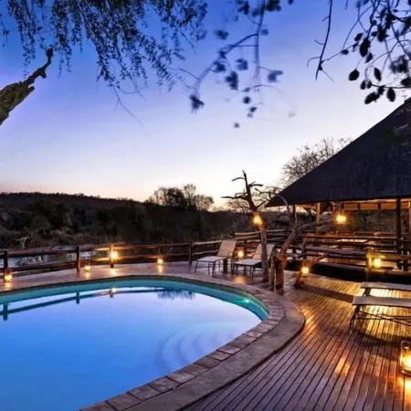 Nyati Safari Lodge