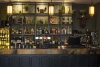 The Riverside, WorldHotels Distinctive - Quầy bar