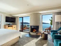 The Inn Above Tide Hotels in Sausalito