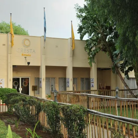 Cresta Botsalo Hotel