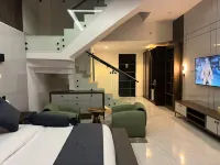 Emilton Hotel - 2-Star