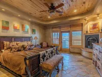 Cougar Ridge Resort Hotels in Wayne County