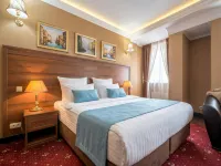 Hotel Theatre