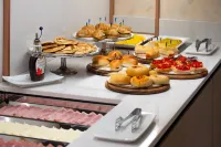 San Giorgio, Sure Hotel Collection by Best Western - servizio colazione