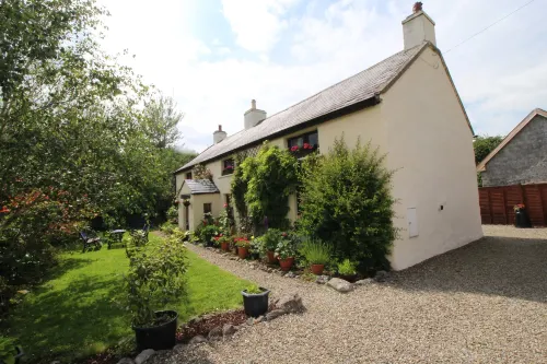 Beautiful 300 Year Old Traditional Country Cottage - 3-Sterne