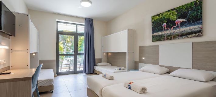 HI - Karei Deshe Hostel Hotels in Kinnerot