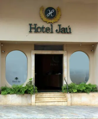 Hotel Jaú - Bãi đậu xe