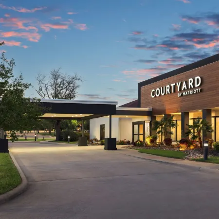 Courtyard Dallas-Fort Worth/Bedford