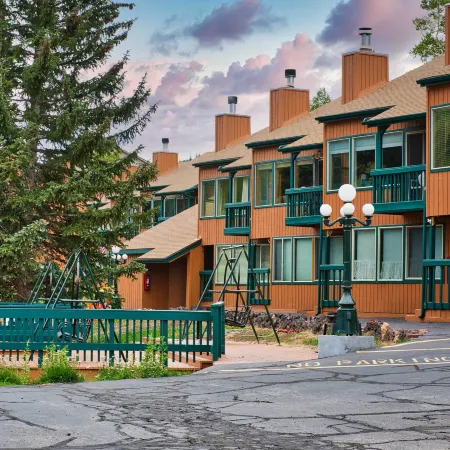 Ski Condo in Chalet Village at Brian Head!