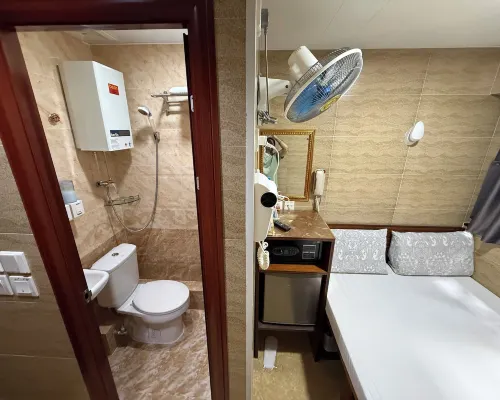 Victoria Inn Rooms Photos