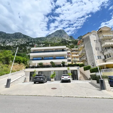 Casa Nuova