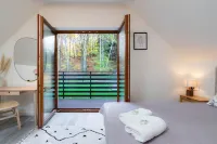 Large Holiday Villa With Garden, Sauna and Jacuzzi