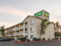 Studio 51 Extended Stay Hotel Hotels near Estrella