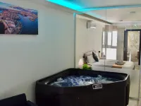 Alight Sauna and SPA Penthouse Hotels in Ghajnsielem
