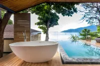 The Cliff Lipe - Hot Tub