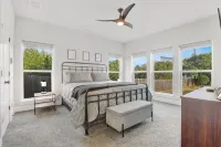 Southern Hillcountry Hideaway - Parvekkeita