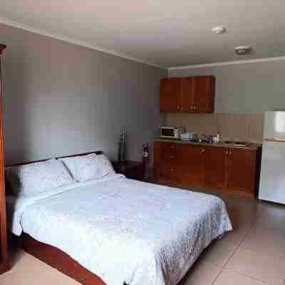 Dorado Eagle Beach Hotel Rooms