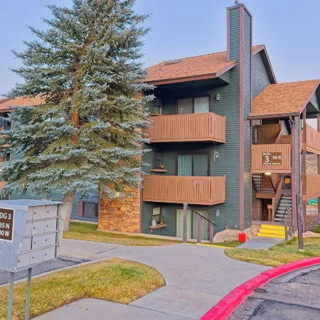 7035 Park City #3R