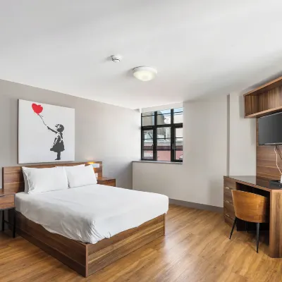The Mitre Hotel Brighton Hotels near Brighton Train Station