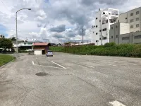 Silk Hotel - parking