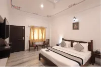 Atulya Niwas - Aravali Views - con vista montagne