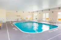 Fairfield Inn & Suites Greeley - Uima-altaat