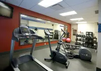 Hampton Inn & Suites by Hilton Laval - Gym