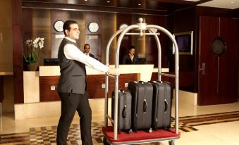 Rotna Pu Raouché Arjaan by Rotana (Beirut) - 2026 Prices, Reviews & Deals | Trip.com