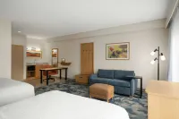 Hampton Inn & Suites Ontario - Bãi đậu xe