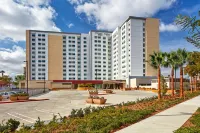 Fairfield Inn by Marriott Inn & Suites Anaheim Theme Park/Convention Area - ที่มีบาร์