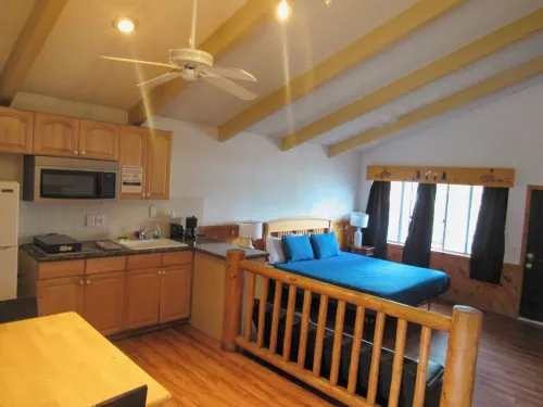 Lakefront Escape - 2-Star
