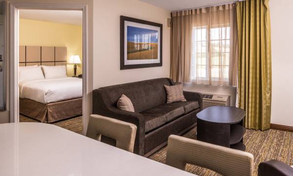 Candlewood Suites Kansas City Speedway by IHG