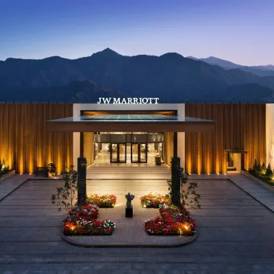 JW Marriott Mussoorie Walnut Grove Resort & Spa Hotels near Sunset Point