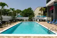 Hampton Inn by Hilton Dunedin - Pool