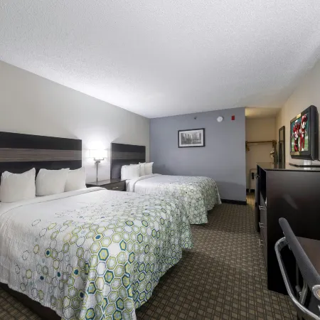 HomeTown Inn East Syracuse