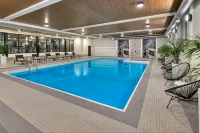 The Insignia Hotel, Sarnia, a Tribute Portfolio Hotel - Uima-altaat