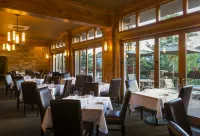 The Pines Lodge, a RockResort - WiFi