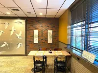 Regency Inn Iola - bars