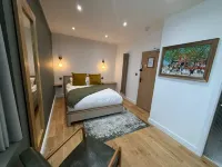 Auberge Hotel by Sasco - Apartments