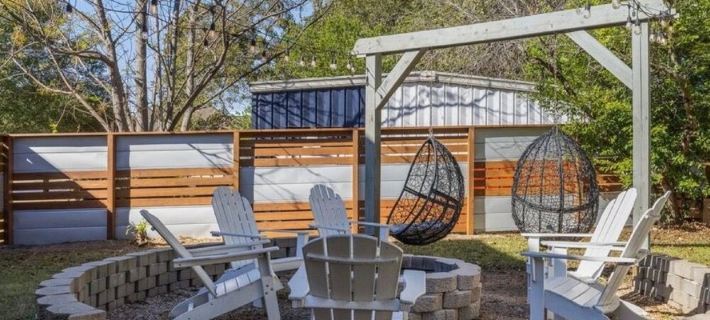 Washington House: Steps to Dwtn; Backyard oasis with fire pit/pool table/games ブレナムのホテル