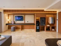 Solana Primo By SanLiving - Senayan - Condos