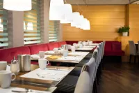 Holiday Inn VIENNA CITY by IHG - 朝食